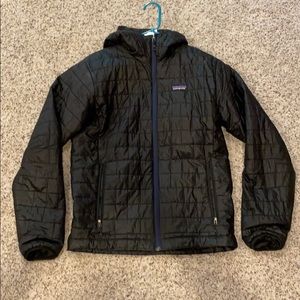 Men’s Patagonia Nano Puff hooded jacket